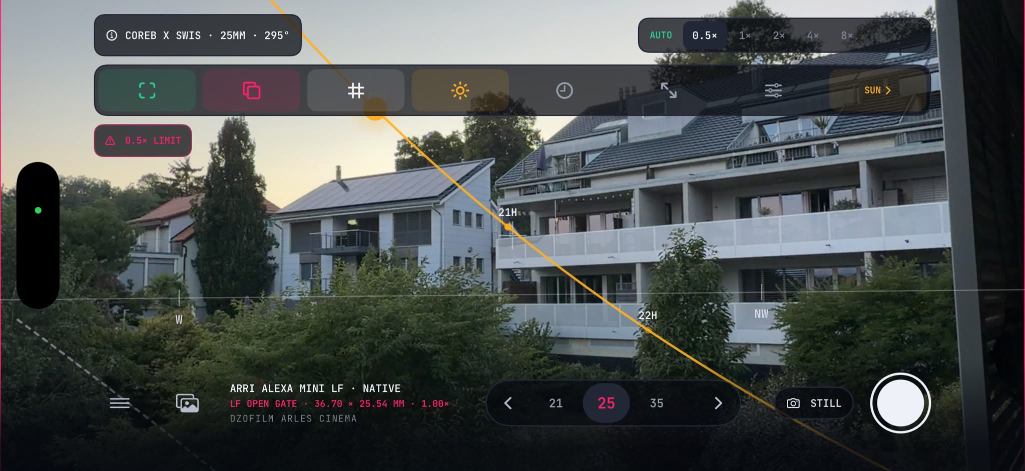 SL-Frames FRAME live viewfinder with a cinema frameline over the camera image